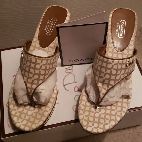 Sandal - Picture 1 of 1